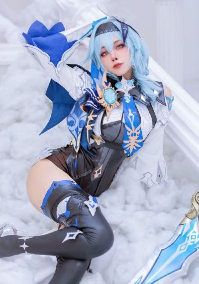 出差强睡年轻女老板1
